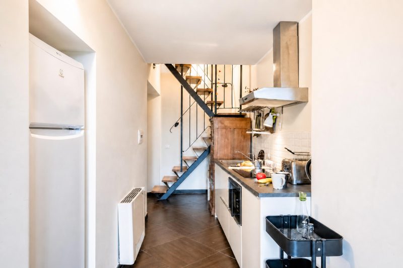 Beautiful Apartment Next To Aquarium