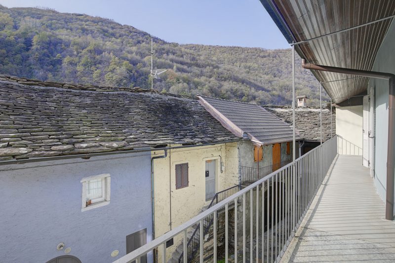 Casa del Nildo near Mountain and Lake Mergozzo