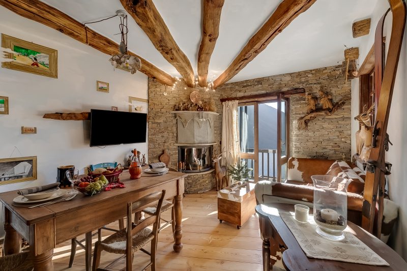 Grange Romantic Retreat Mountain View