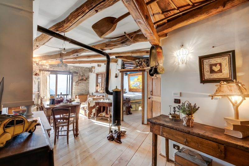 Grange Romantic Retreat Mountain View