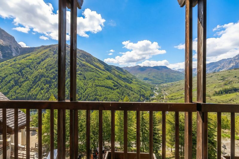 Grange Romantic Retreat Mountain View