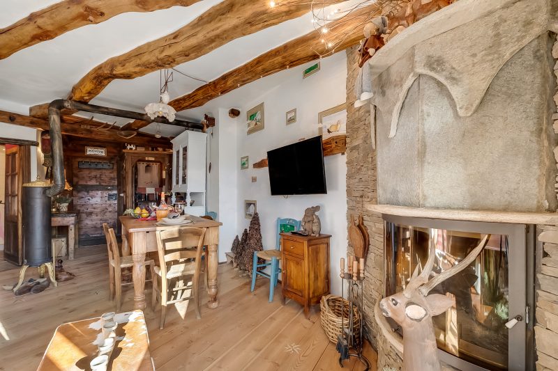 Grange Romantic Retreat Mountain View