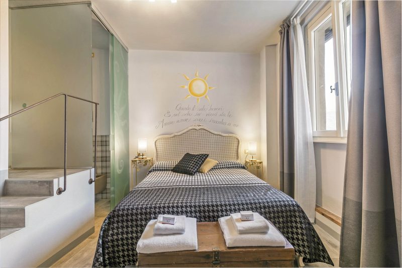 Sole Priscilla House - Terrace & parking