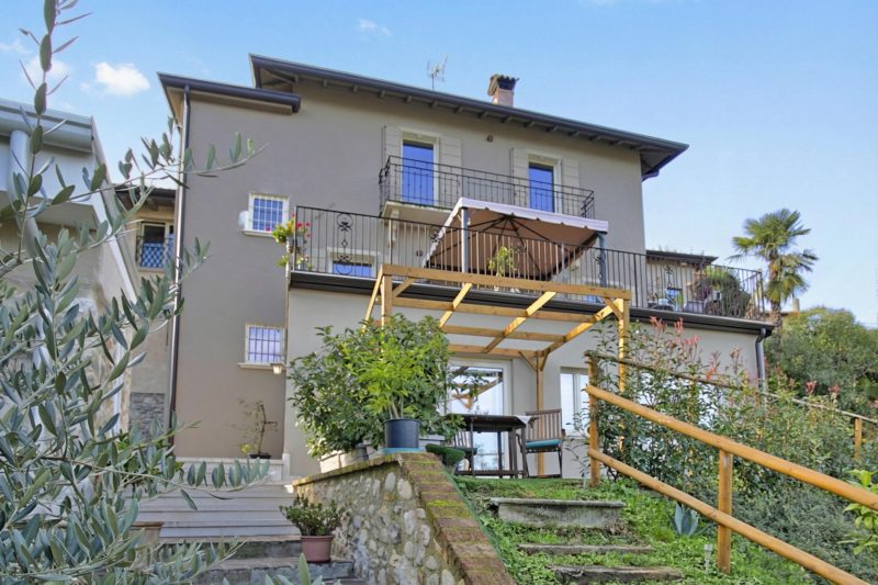 Sole Priscilla House - Terrace & parking