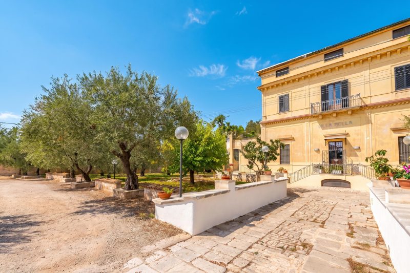 Nella Apartment With Pool