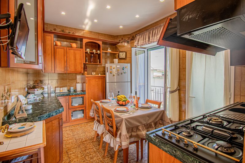 Bright Apartment Private Parking Naples