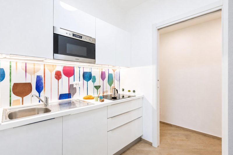 Central Flat with Private Parking in Genova