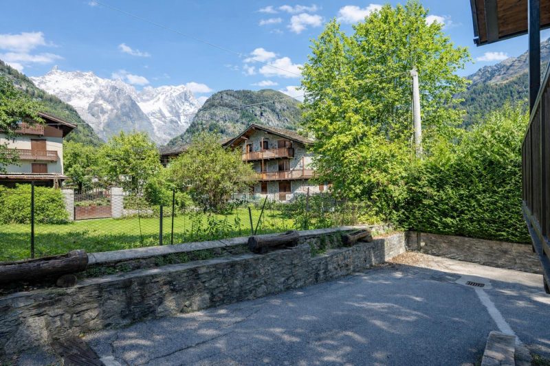 Lovely Apartment In Courmayeur
