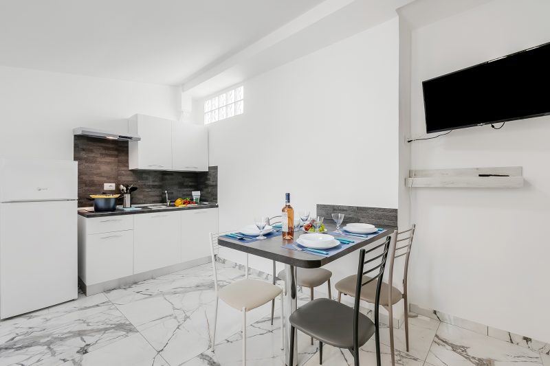 Pino 2 - 1 bedroom Near The Sea