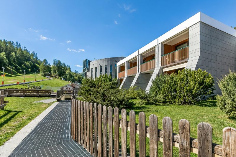 Theo's House with Terrace