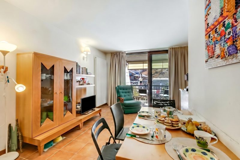 Theo's House with Terrace