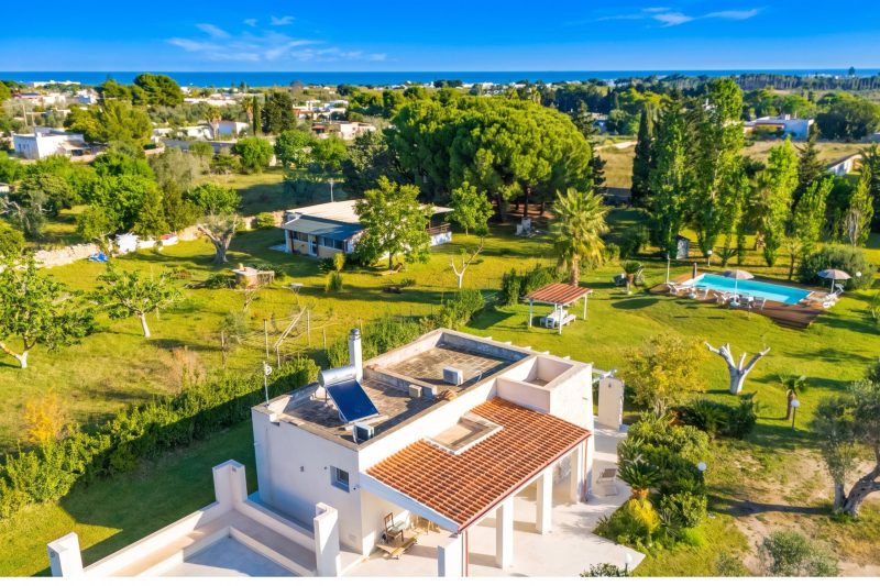 Villa Assunta With Pool Near The Sea