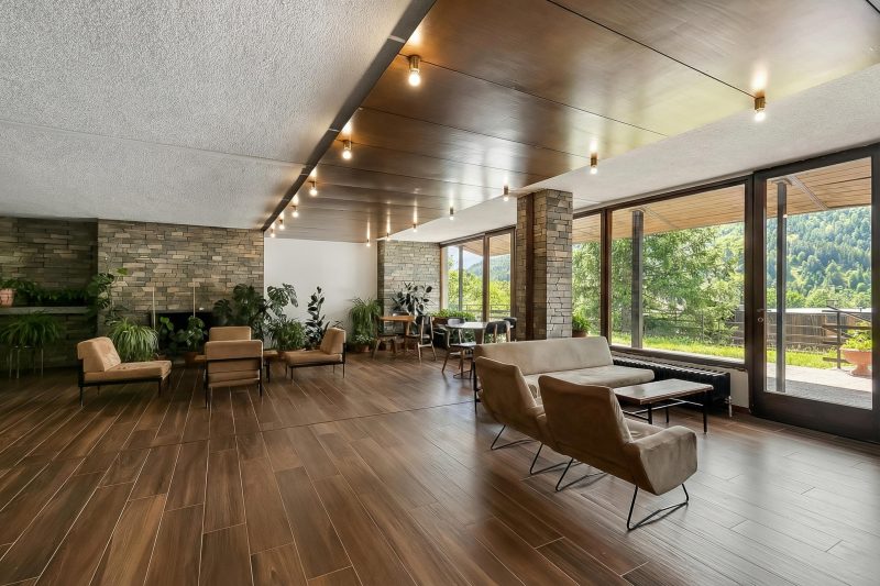 Studio Blue Petit with Mountain Balcony Views