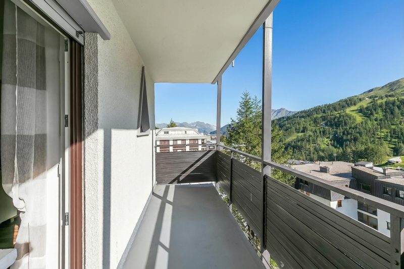 Studio Blue Petit with Mountain Balcony Views
