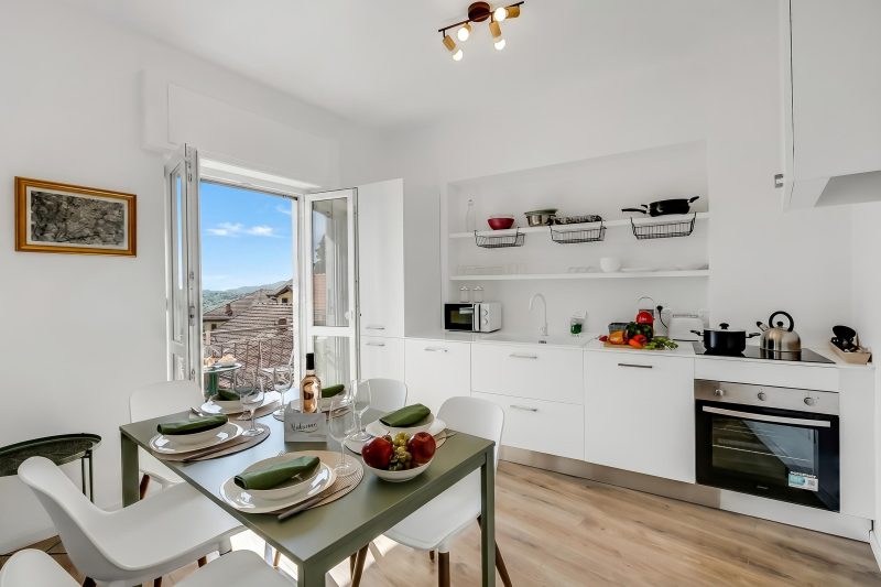 Nova Lake View - Apartment with Balcony in Stresa