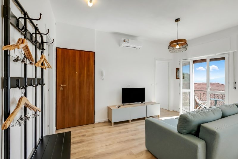 Nova Lake View - Apartment with Balcony in Stresa