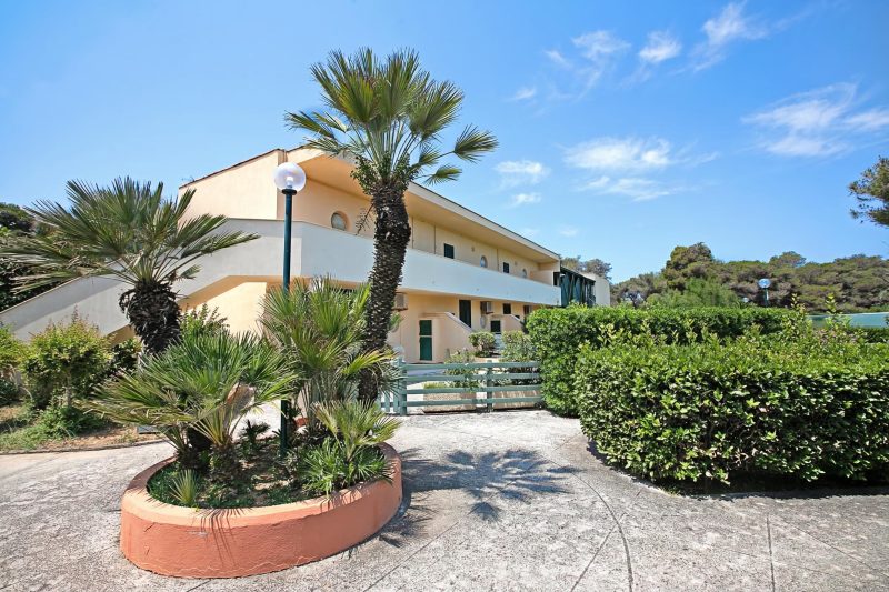 Le Onde Apartment 4 with Pool n.114/b