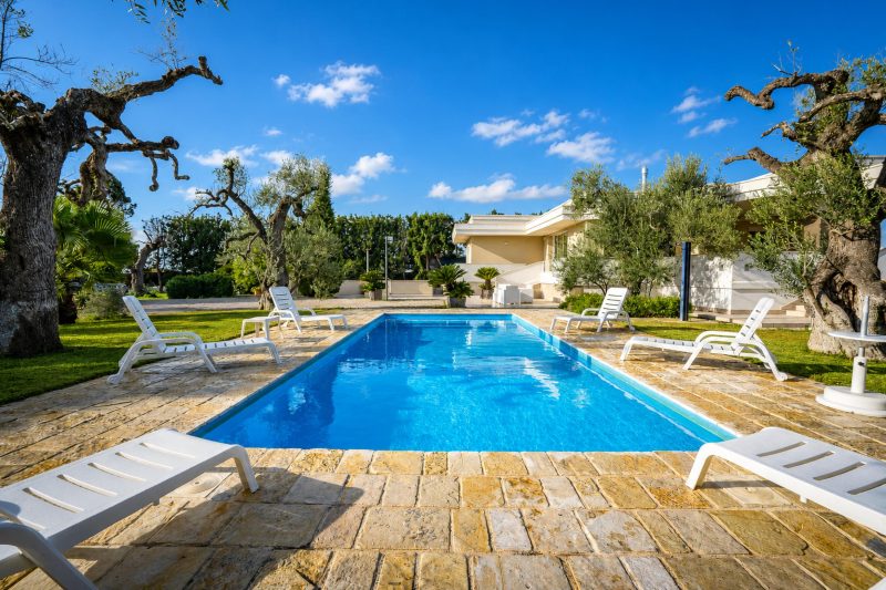 Villa Torricella Pool and Sunny Garden