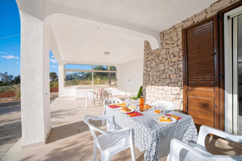 La Conchiglia di Torre Vado with Sea View
