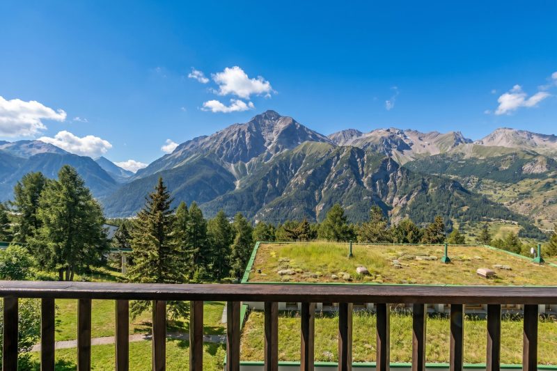 Studio Sansi 34 with Balcony Views