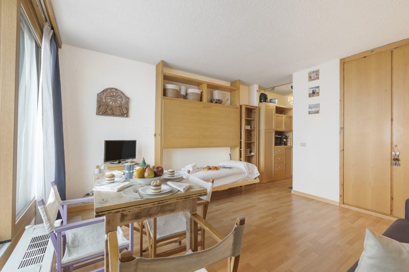 Studio Sansi 34 with Balcony Views
