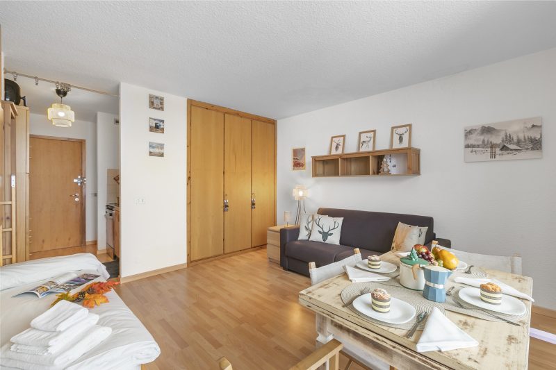 Studio Sansi 34 with Balcony Views