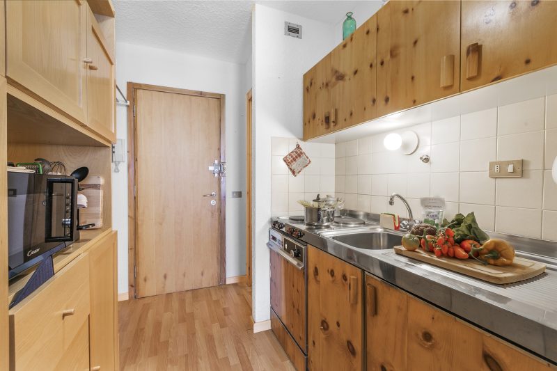 Studio Sansi 34 with Balcony Views