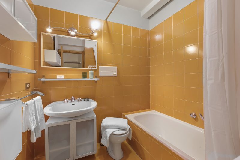 Studio Sansi 34 with Balcony Views