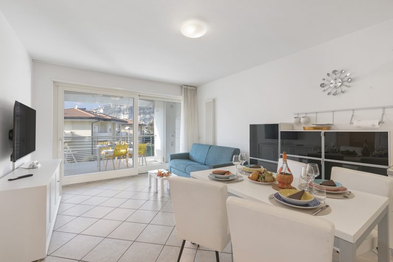 Torbolino - Apt with Balcony. Pool & Views