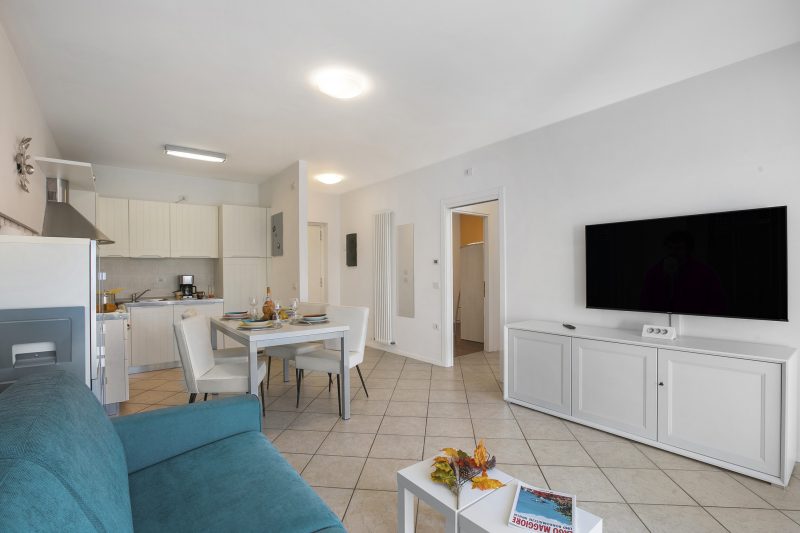 Torbolino - Apt with Balcony. Pool & Views