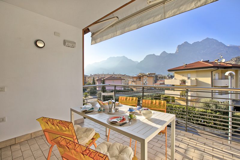 Torbolino - Apt with Balcony. Pool & Views