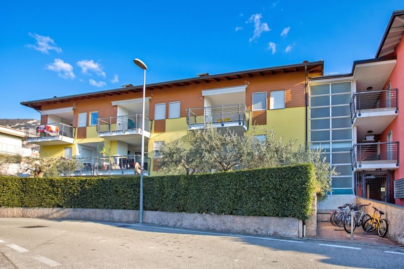 Torbolino - Apt with Balcony. Pool & Views