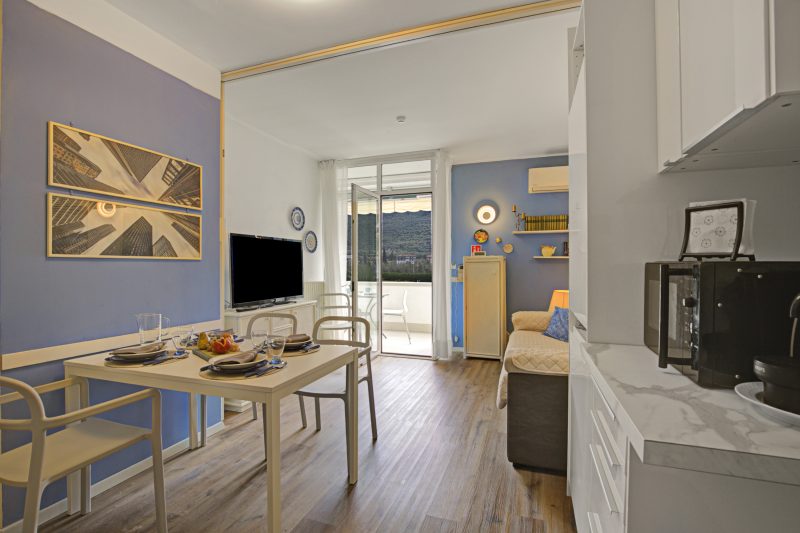 Garden & Surf Residenza By Max with Pool & Balcony