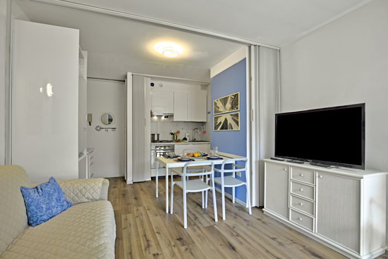 Garden & Surf Residenza By Max with Pool & Balcony