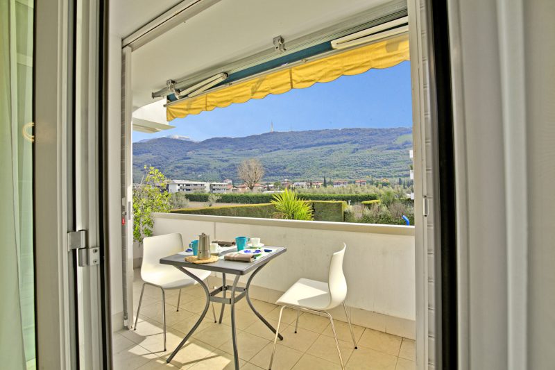 Garden & Surf Residenza By Max with Pool & Balcony