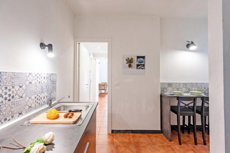 Yard Apartment with Balcony in Vernazza