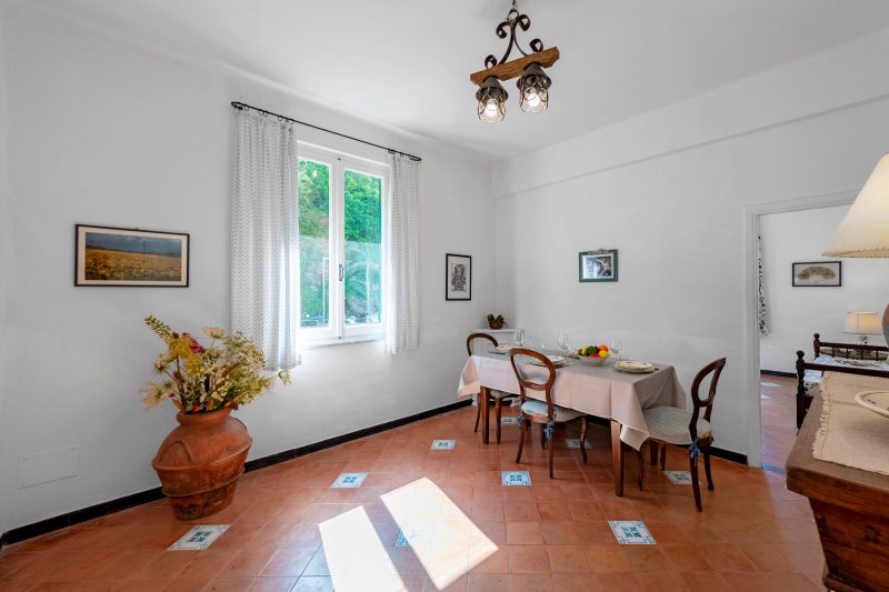 Middle Apartment Vernazza