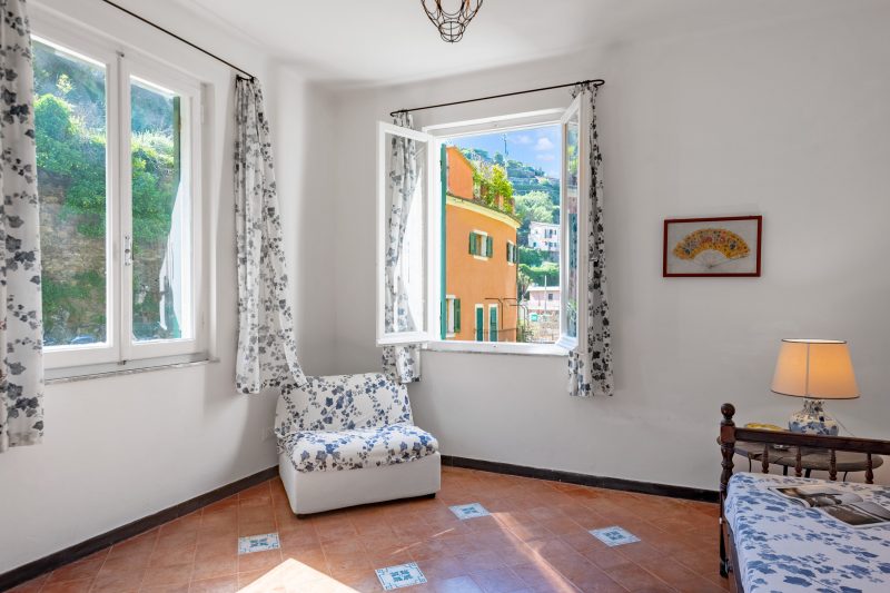 Middle Apartment Vernazza