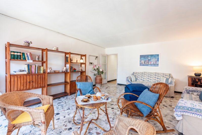 Charming Apartment with Balcony In Vernazza