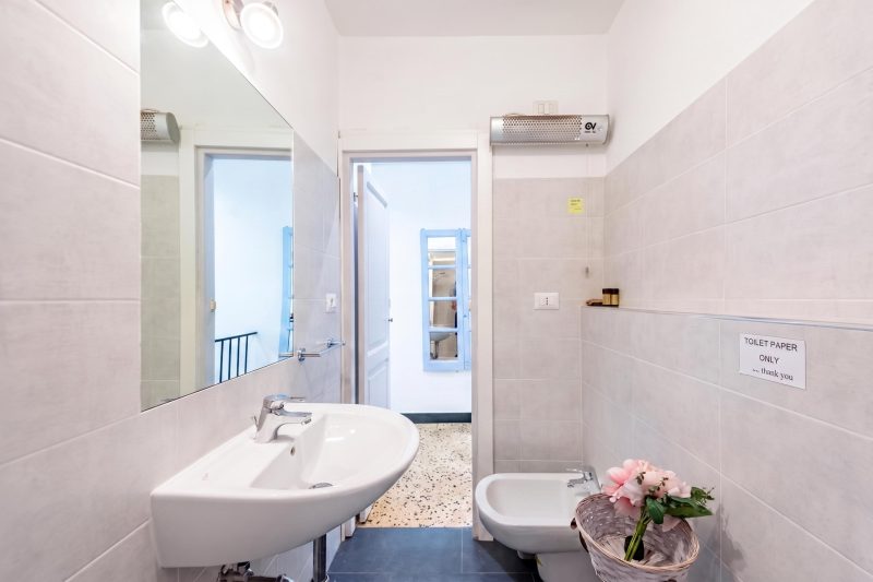 Charming Apartment with Balcony In Vernazza
