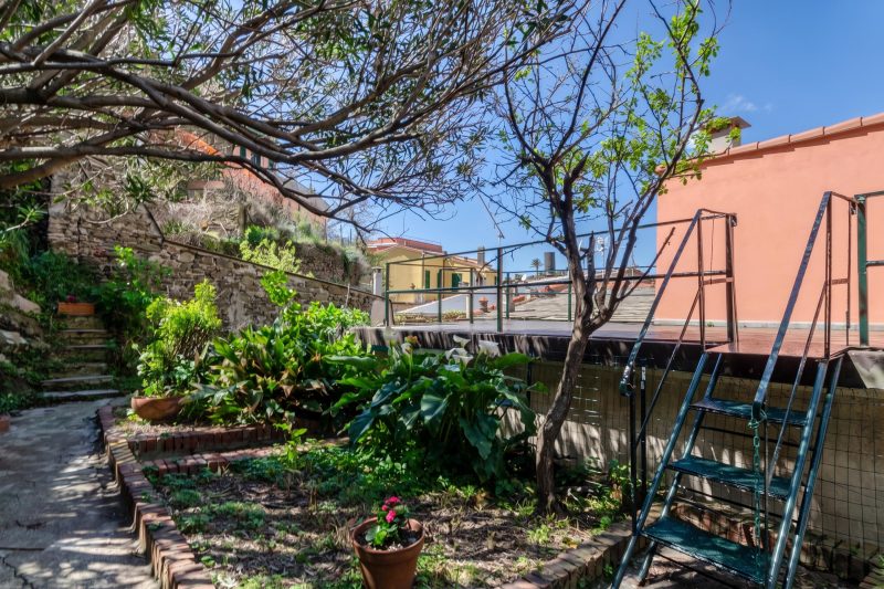 Charming Apartment with Balcony In Vernazza