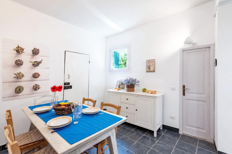 Charming Apartment with Balcony In Vernazza