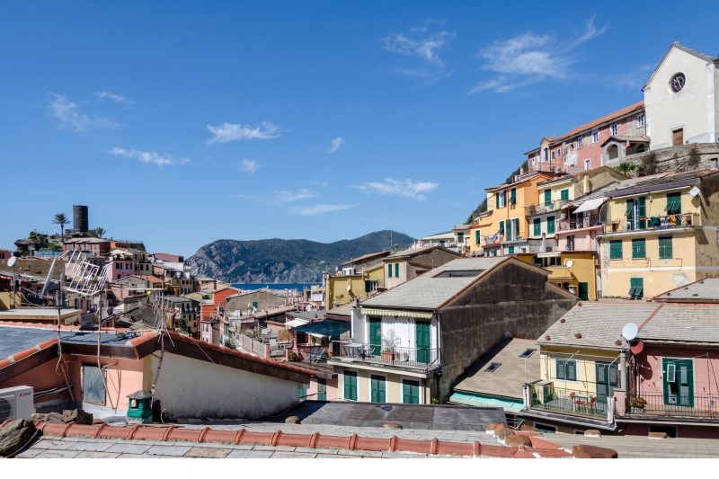 Charming Apartment with Balcony In Vernazza