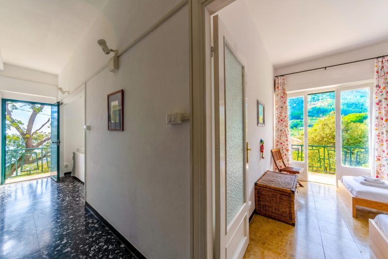 Lovely Apartment in Monterosso with Sea View Balcony