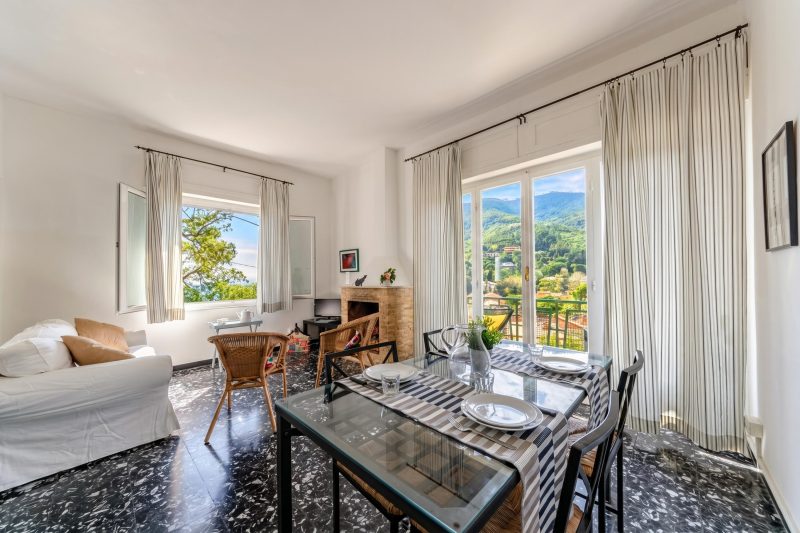 Lovely Apartment in Monterosso with Sea View Balcony