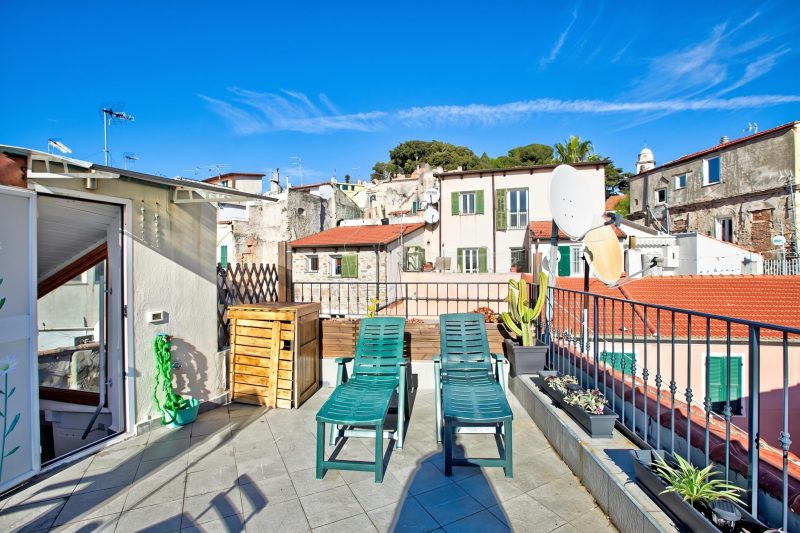 Un Terrazzo Nella Pigna, Sea-View Terrace