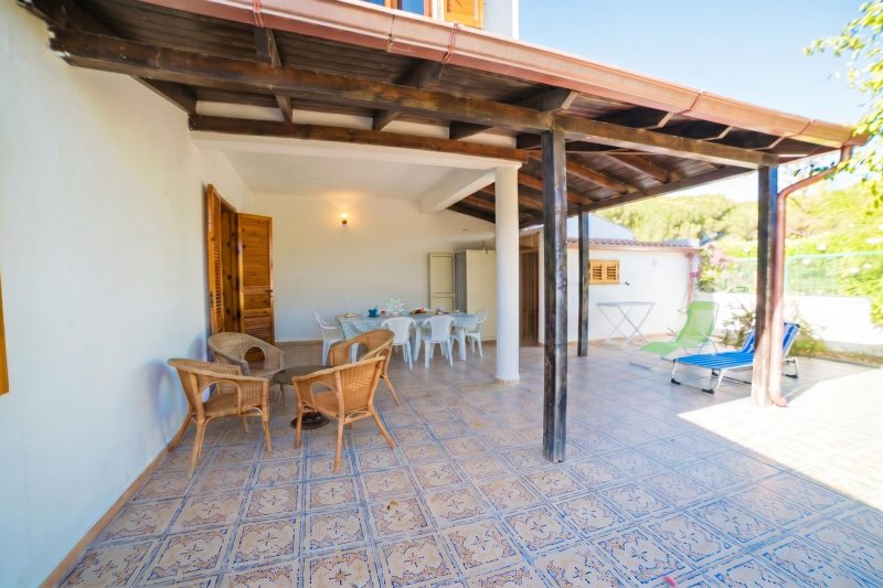 Villetta Fresca With Garden Near The Sea