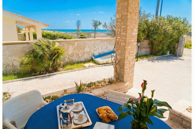 Villa Milon Near The Sea