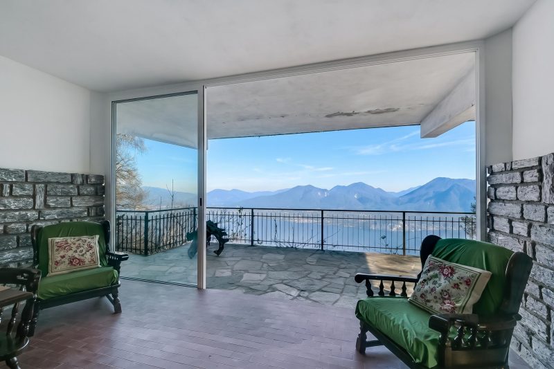 Lago Azzurro Villa: Infinity Lake View