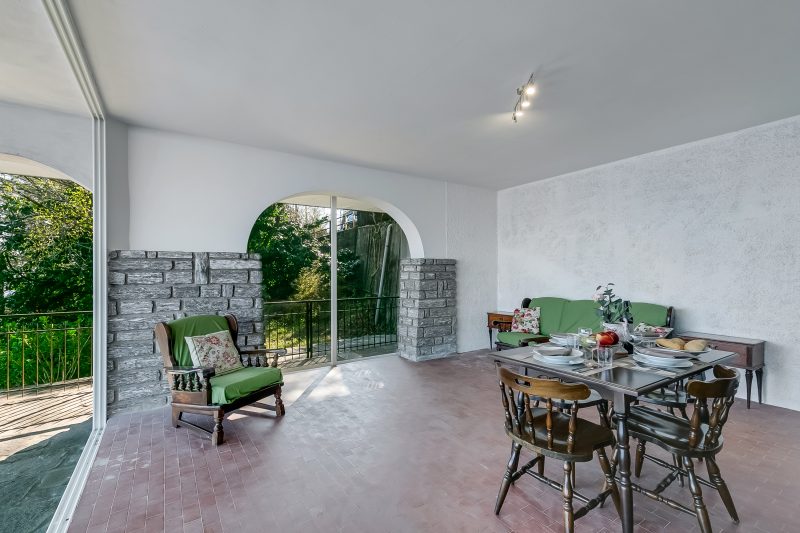 Lago Azzurro Villa: Infinity Lake View
